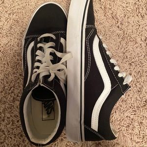 Old skool black vans